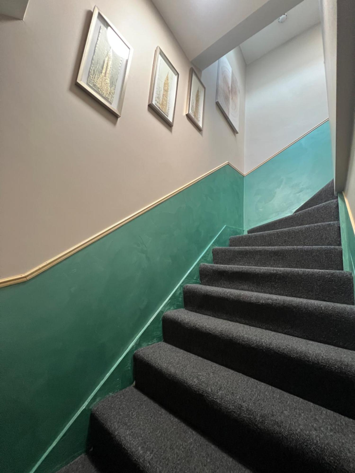 Paragraph Palmers Green Exterior foto